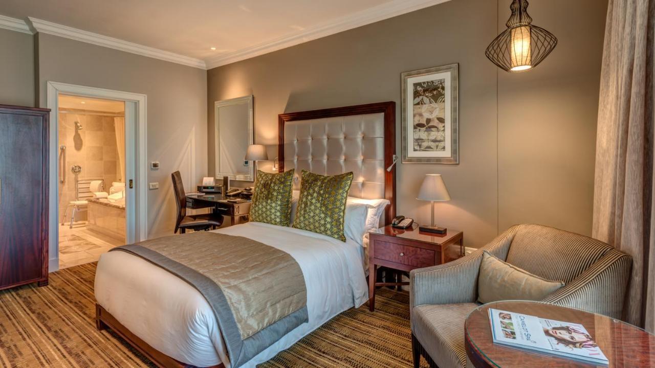 Intercontinental Johannesburg Or Tambo Airport Hotel By Ihg Kempton Park Exterior photo