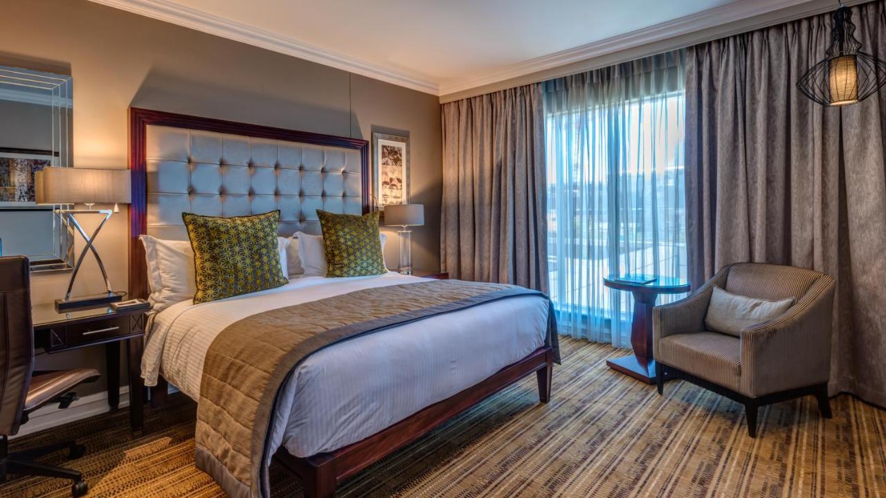 Intercontinental Johannesburg Or Tambo Airport Hotel By Ihg Kempton Park Exterior photo