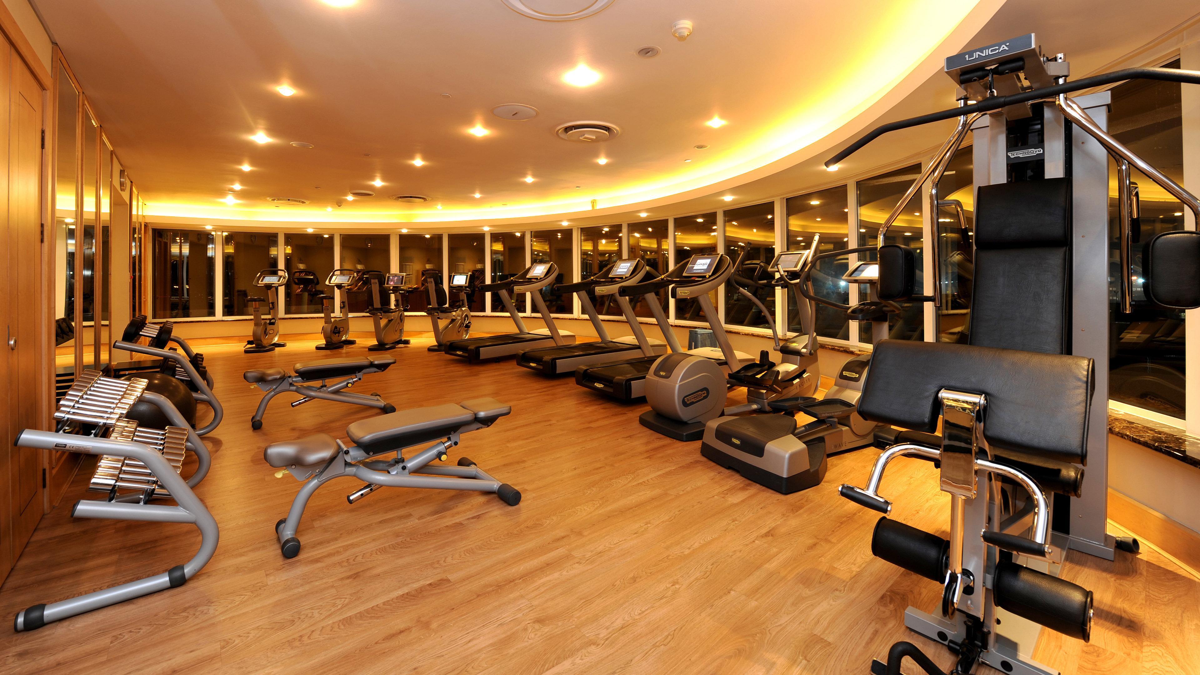 Intercontinental Johannesburg Or Tambo Airport Hotel By Ihg Kempton Park Exterior photo A gym in a hotel