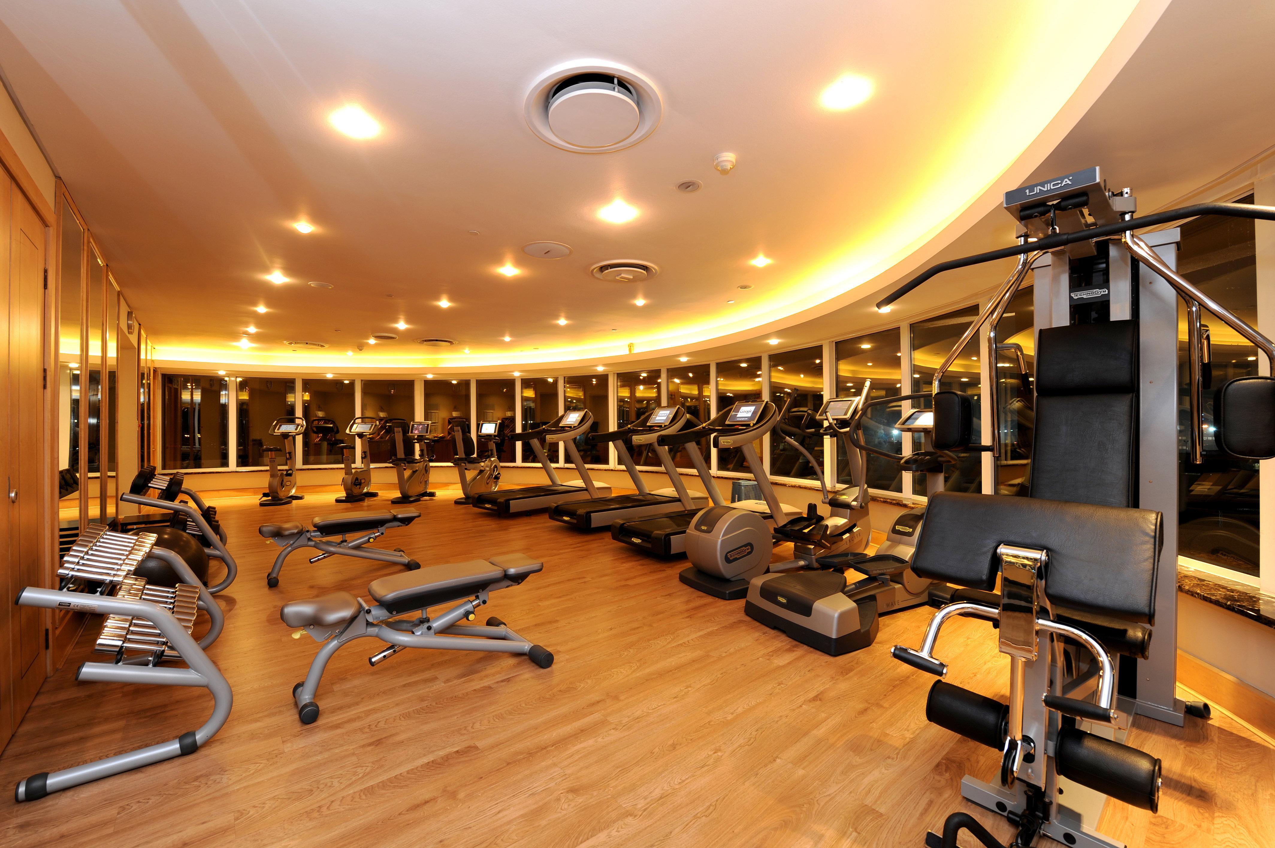 Intercontinental Johannesburg Or Tambo Airport Hotel By Ihg Kempton Park Exterior photo A gym in a hotel
