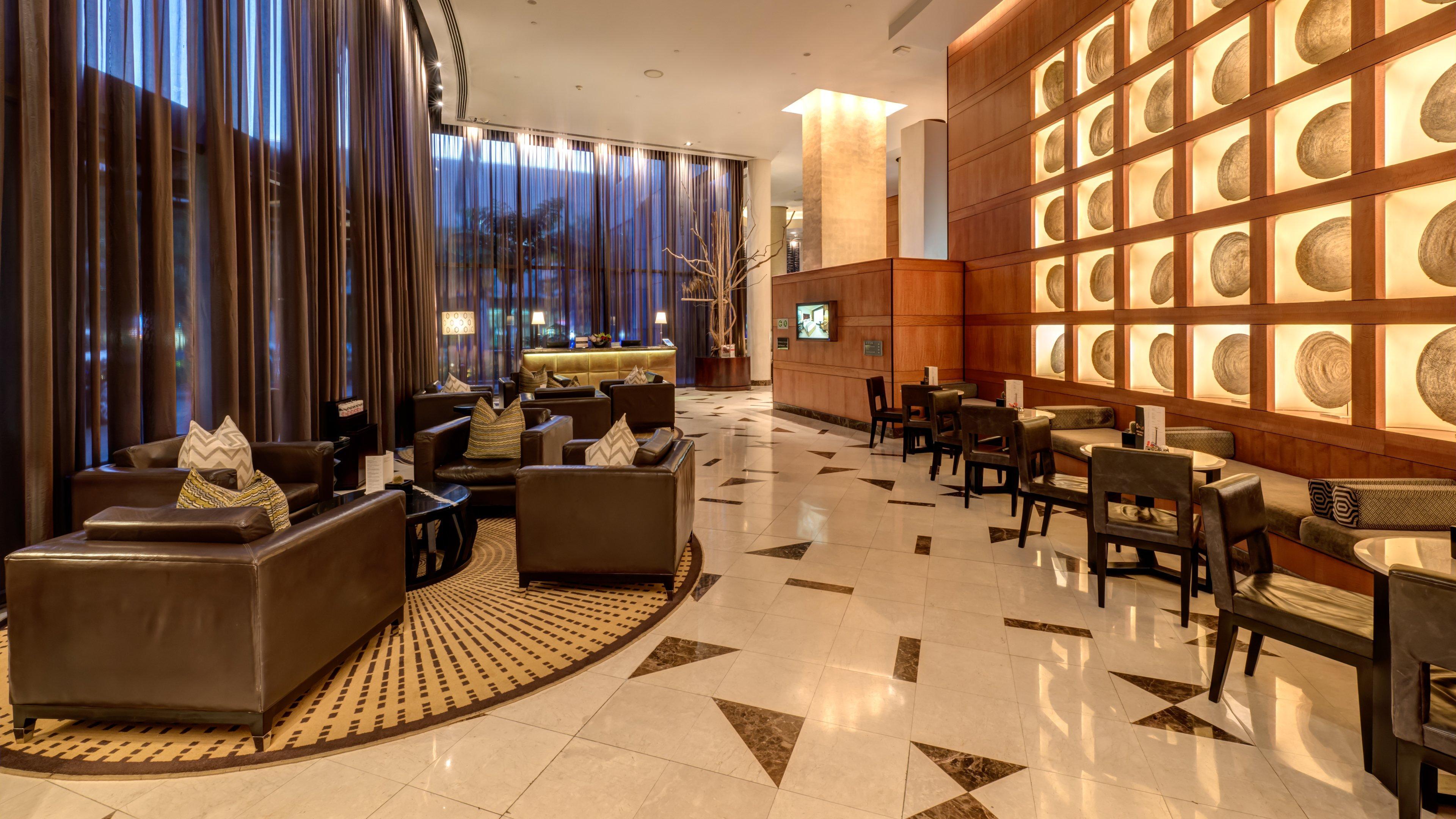 Intercontinental Johannesburg Or Tambo Airport Hotel By Ihg Kempton Park Exterior photo The lobby of the hotel