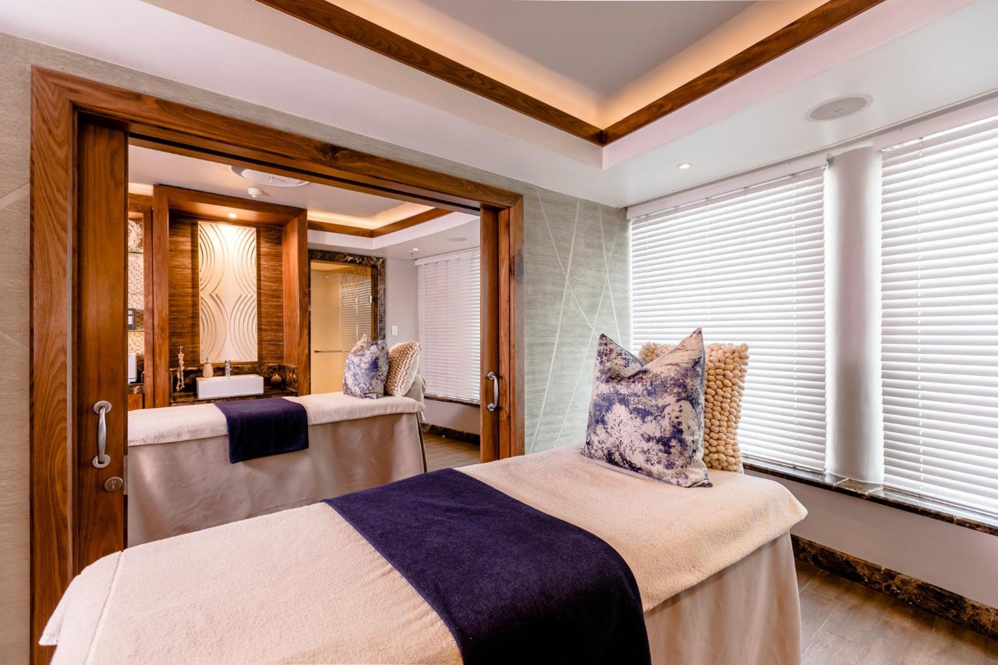 Intercontinental Johannesburg Or Tambo Airport Hotel By Ihg Kempton Park Exterior photo The Spa at The Dorchester
